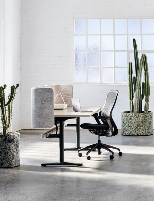 Be Task Chair on Dark Frame